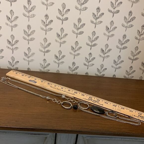 Lia Sophia jewelry bundle includes three necklaces - Picture 5 of 10